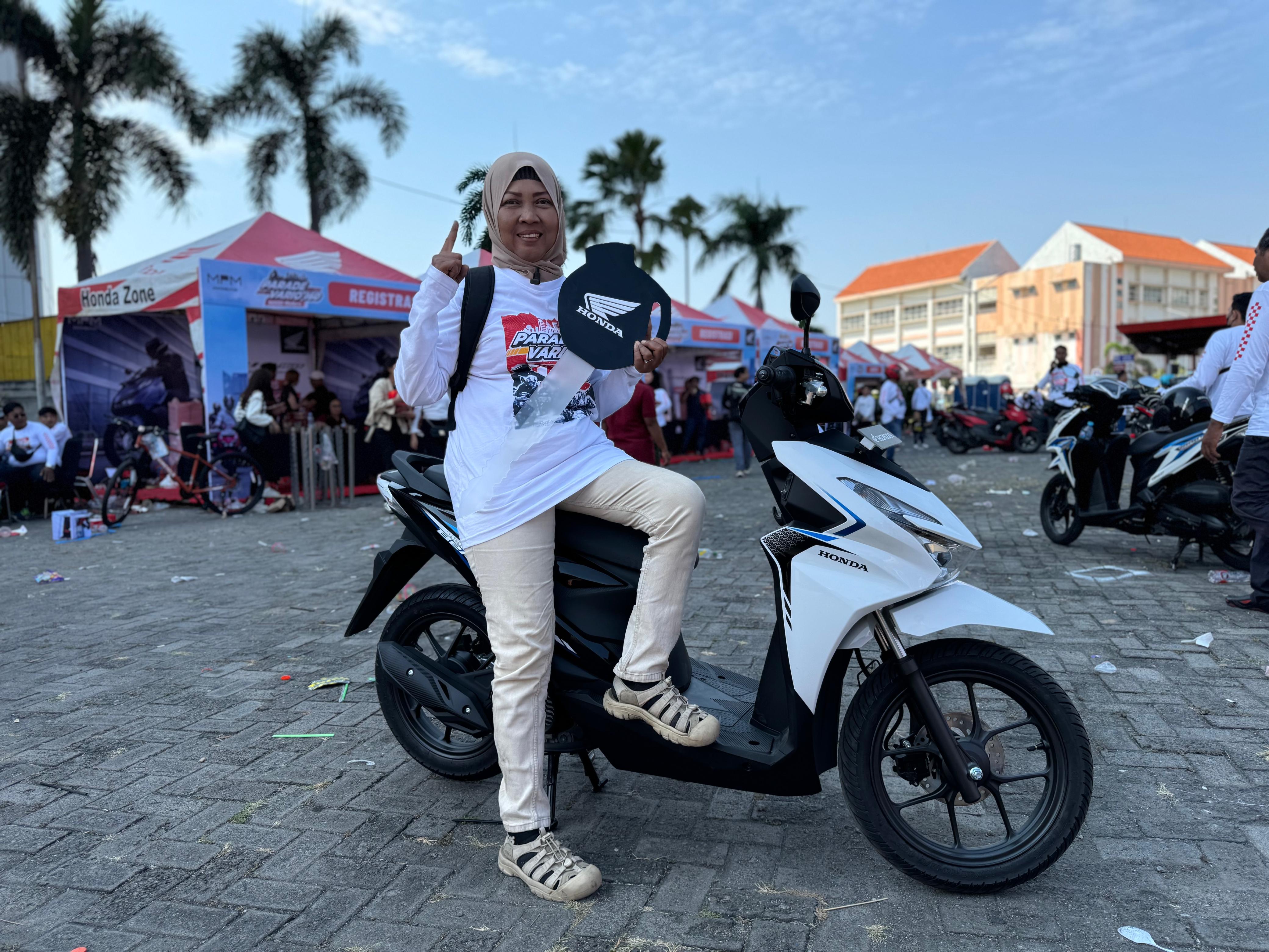 Tutup Rangkaian Parade Vario160, Diikuti Total 5.000 Pecinta Honda Vario.